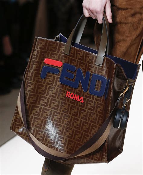 fendi tasche 2018 nachgemacht|It Was Logo.